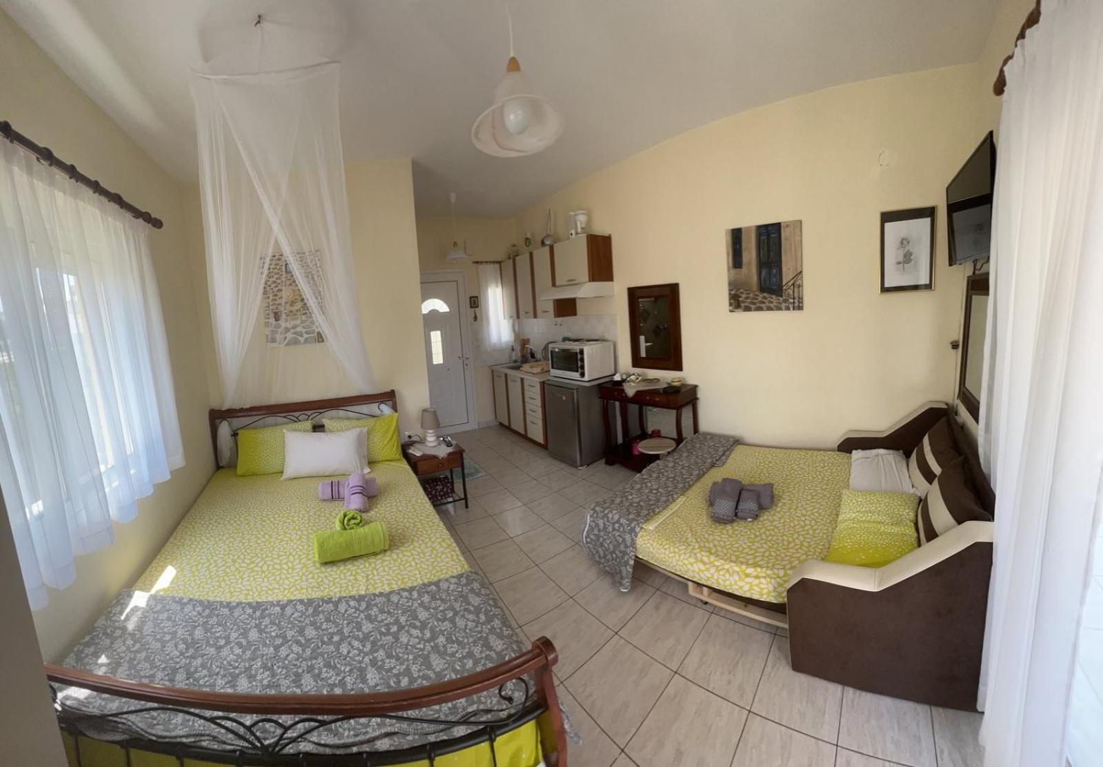 Lia'S Beach House Agios Nikolaos  Rum bild